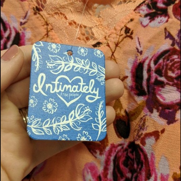 Free People Floral Lace Tank NWT - Picture 3 of 4